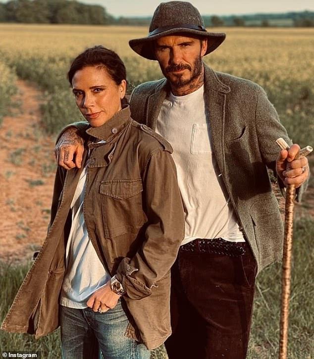 Tiểu thư Harper hôn má bố, David Beckham lại gây tranh cãi vì quá thân mật với con gái- Ảnh 4.