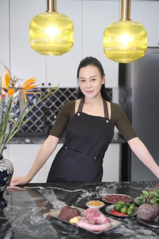 Cuộc sống của Phương Oanh - Shark Bình bên trong biệt thự tại Hà Nội- Ảnh 4.