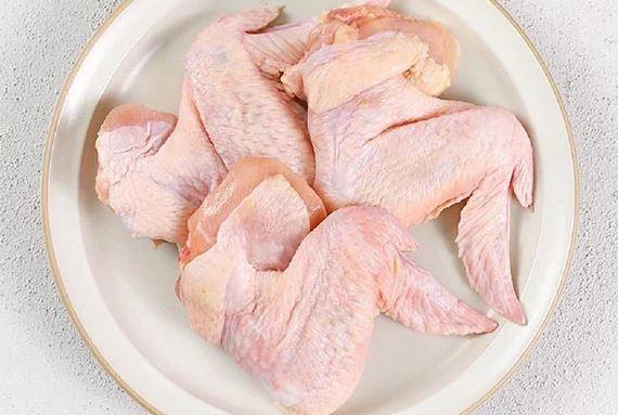 2 phần thịt gà béo nhất, ăn nhiều dễ "rước bệnh", nhiều người không biết vẫn vô tư ăn- Ảnh 1.