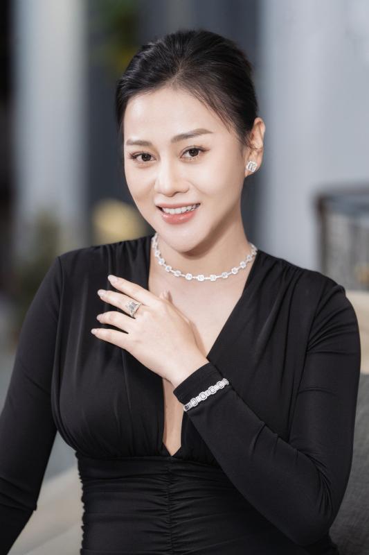 Phương Oanh và Shark Bình giàu cỡ nào?- Ảnh 9.