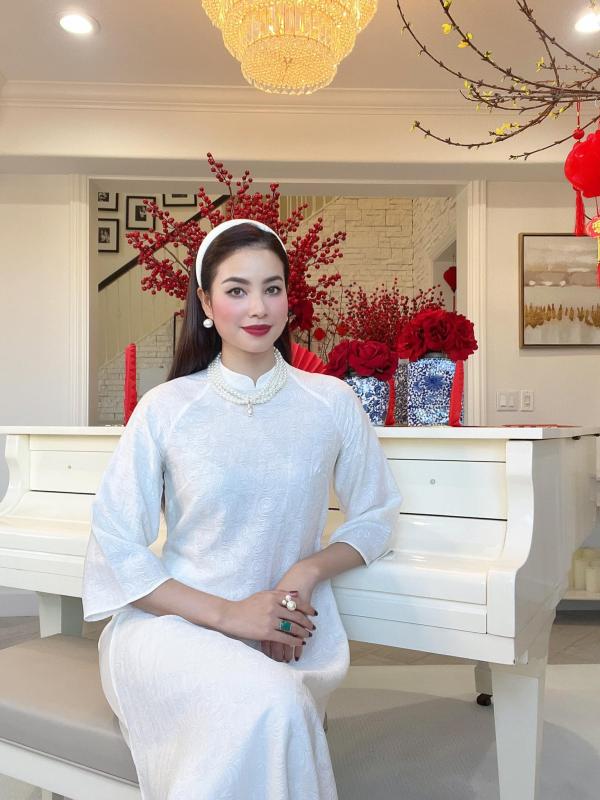 Hoa hậu Việt lấy chồng 6 năm chưa công khai danh tính, tuổi 34 làm chủ tiệm hoa, ở biệt thự 7 phòng- Ảnh 3.