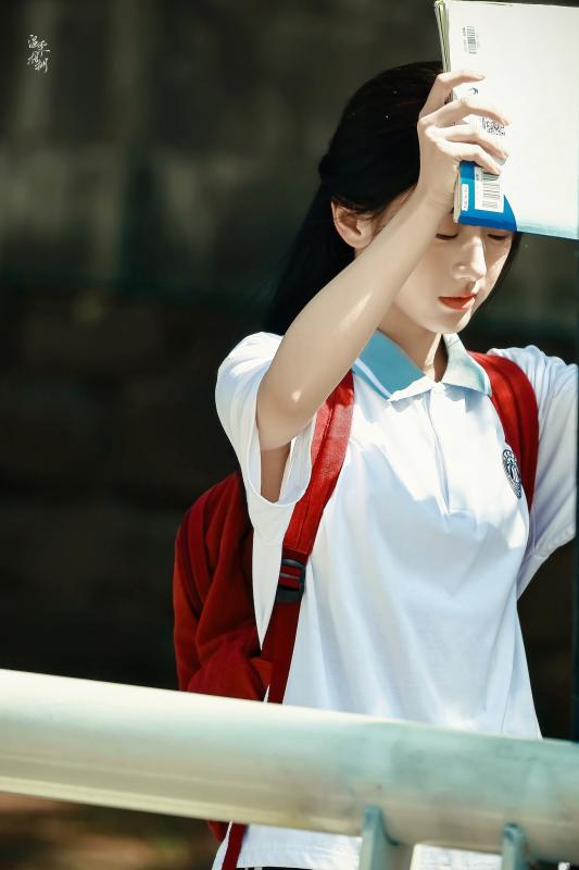 Nghĩ nát óc cũng không biết tả mỹ nhân này đẹp thế nào: Xinh hết phần người khác, visual sáng lóa mắt là có thật- Ảnh 7.