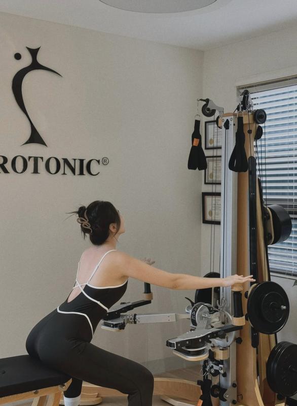 2 tuần sau sinh đã giảm 8kg, 6 tháng sau mẹ bỉm Mai Ngọc "về dáng" thon gọn như thời son rỗi, nhờ kiên trì tập bộ môn này- Ảnh 9.