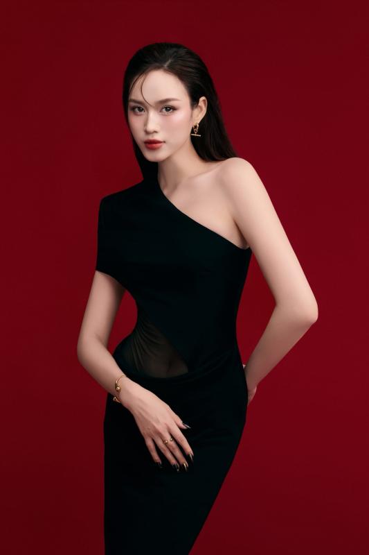 "Dâu hào môn" Đỗ Hà tập gì mà body lúc nào cũng nuột nà chuẩn "hoa hậu"?- Ảnh 2.