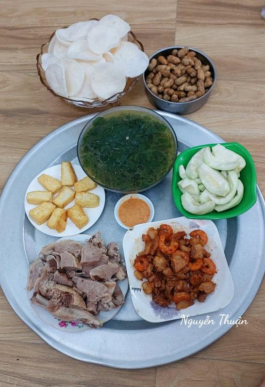 "Em gái nhà người ta" trổ tài nấu cơm cữ cho chị, hội bỉm sữa nhìn chỉ biết ước: "Đẻ thêm mấy đứa cũng được"- Ảnh 20.