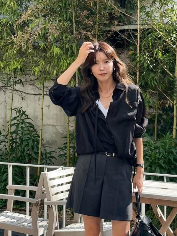 10 set đồ mùa thu siêu hack tuổi dành cho phụ nữ 40+- Ảnh 4.
