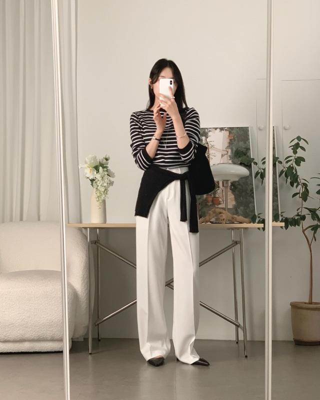 4 mẫu áo công sở phải có trong mùa đông để style đi làm sành điệu hơn hẳn năm ngoái- Ảnh 10.