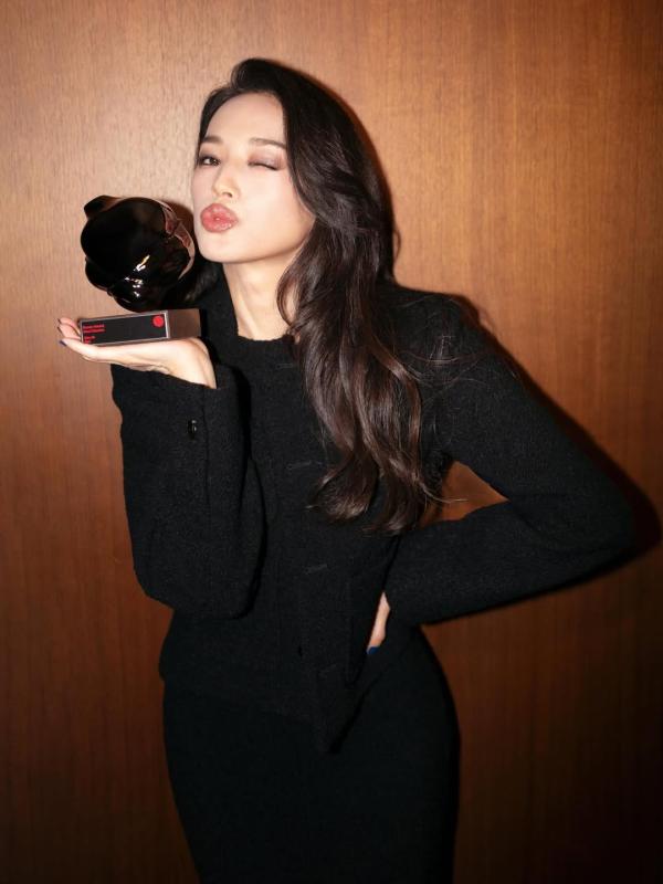 Ngắm nữ thần 18+ mà tưởng bị bỏ bùa mê: Đẹp tới tạo hoá còn ghen tị, nhìn body không ai đoán nổi tuổi thật- Ảnh 5.