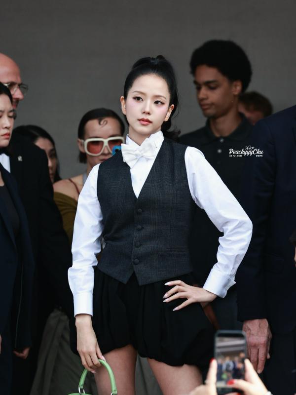 Toan tính của thành viên đẹp nhất BLACKPINK và mỹ nam đẹp nhất thế giới- Ảnh 6.