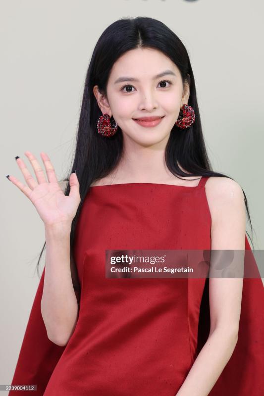 Hot girl Taobao một thời nỗ lực lấn sân mảng thời trang, nay thành đại sứ thương hiệu xa xỉ- Ảnh 18.