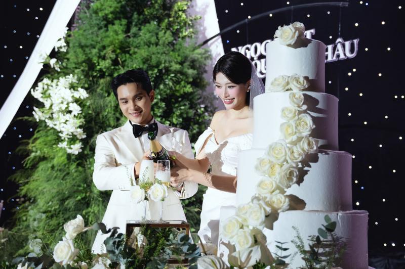 Tá hoả cảnh người lạ trà trộn vào đám cưới Quỳnh Châu, phản ứng gây sốc khi bị phát hiện 