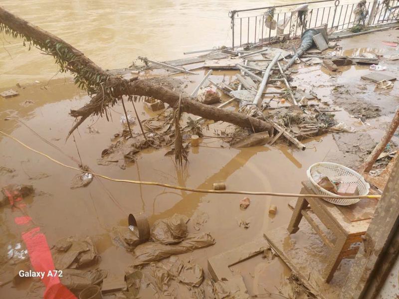 Nhà 1 Hoa hậu Việt tan hoang sau lũ quét, xem cận khung cảnh mới kinh hoàng- Ảnh 8. Nhà 1 Hoa hậu Việt tan hoang sau lũ quét, xem cận khung cảnh mới kinh hoàng- Ảnh 8.