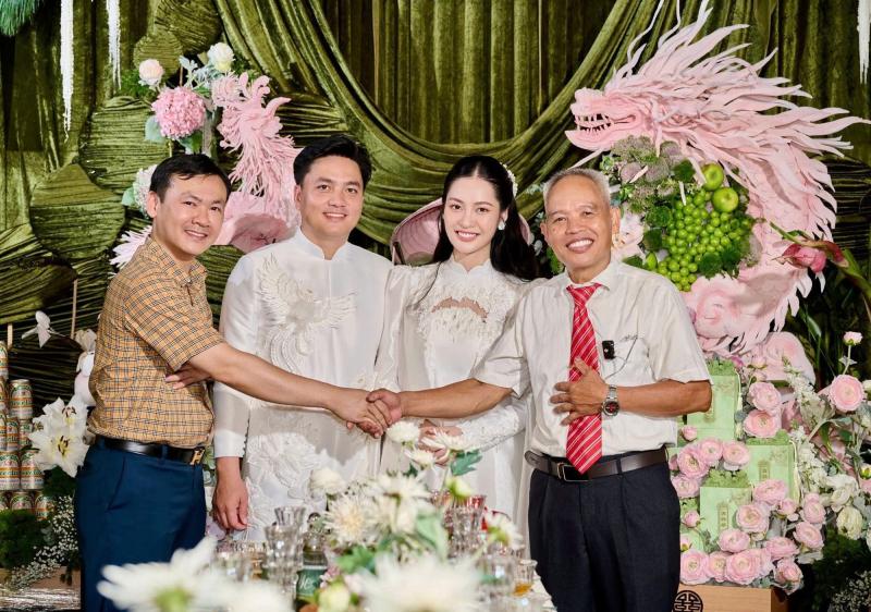 Nhà 1 Hoa hậu Việt tan hoang sau lũ quét, xem cận khung cảnh mới kinh hoàng- Ảnh 10. Nhà 1 Hoa hậu Việt tan hoang sau lũ quét, xem cận khung cảnh mới kinh hoàng- Ảnh 10.