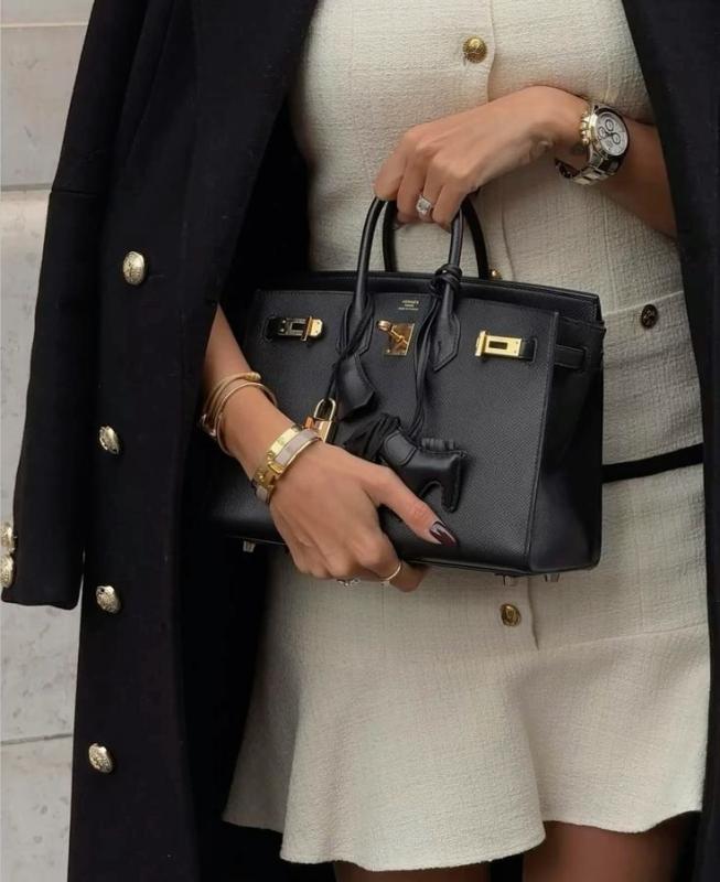 Sự thật về hộp quà Hermès Birkin bạch tạng bị nói “chắc chắn fake” của Hà Môi- Ảnh 12.