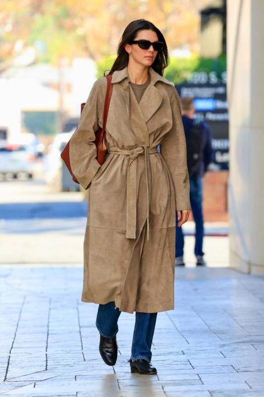 Sắp đến mùa đông, hãy để siêu cao thủ mặc đồ tối giản này gợi ý cho chị em 10 outfit sang chảnh từng centimet- Ảnh 10.
