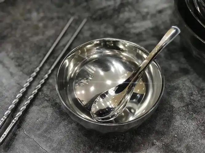 Khuyên thật: 2 loại bát nên ít sử dụng càng nhiều càng tốt để tránh ung thư nhưng bếp nhà nào cũng có- Ảnh 1.
