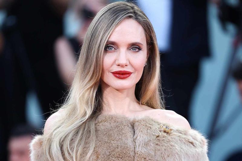 Angelina Jolie bị dồn tới đường cùng- Ảnh 6.