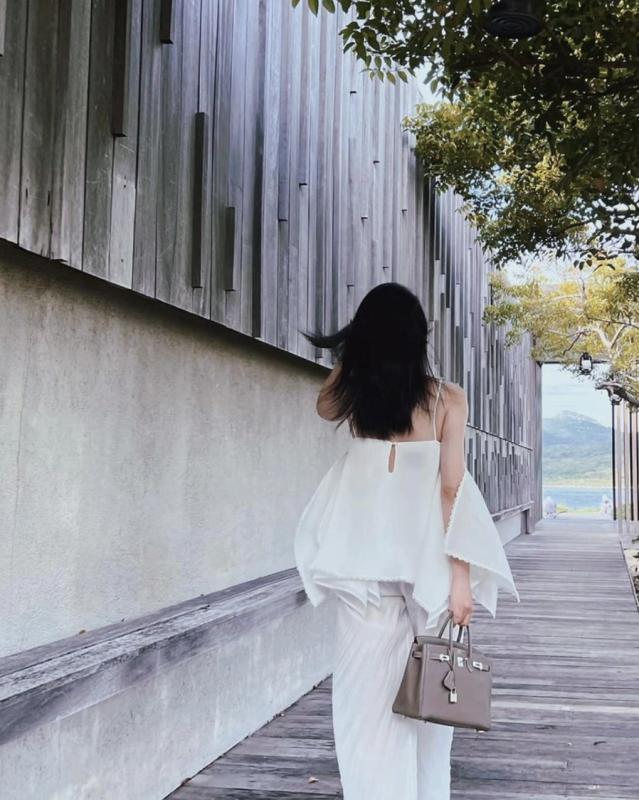 12 chiếc túi hiệu của Phương Oanh- Ảnh 2.