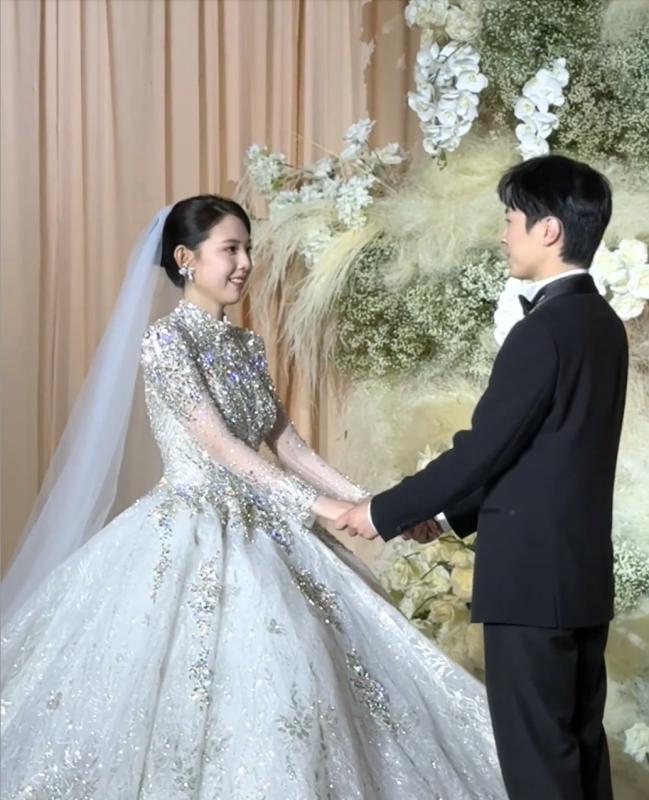 Em gái Chương Nhược Nam gây bão mạng, có 1 điểm giống hệt chị gái- Ảnh 2.