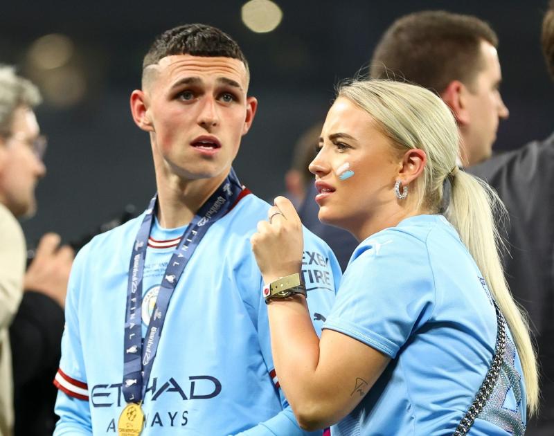 Phil Foden phẫn nộ vì tin giả, nhờ pháp luật vào cuộc- Ảnh 1.