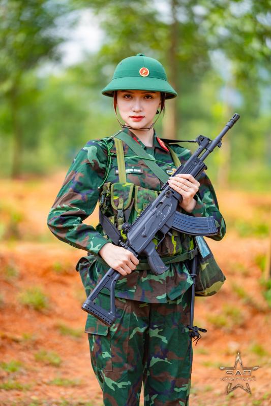 Tập 10 Sao Nhập Ngũ: 1 chiến sĩ bị Hương Giang tương tác bằng mũ cối- Ảnh 2.