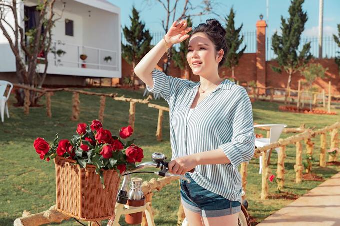 Nữ đại gia showbiz sở hữu biệt thự trăm tỷ dát vàng ở TP.HCM, 43 tuổi có người yêu mới- Ảnh 5.