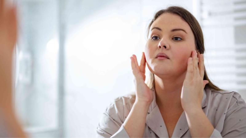 Khi ung thư gan "tấn công", khuôn mặt sẽ có 3 thay đổi: Soi gương mà thấy hãy đi khám ngay!- Ảnh 3.
