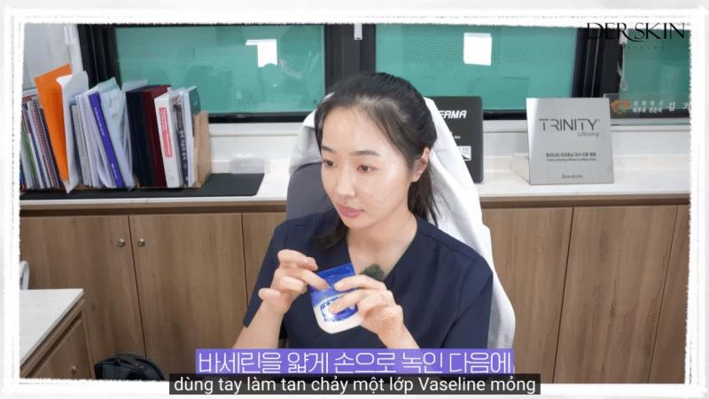 Bác sĩ da liễu Hàn Quốc tận dụng hũ kem chỉ vài chục nghìn để giúp retinol phát huy 200% hiệu quả trẻ hóa da- Ảnh 9.