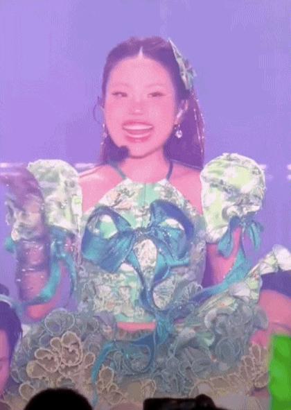 Phương Mỹ Chi xin lỗi- Ảnh 1.