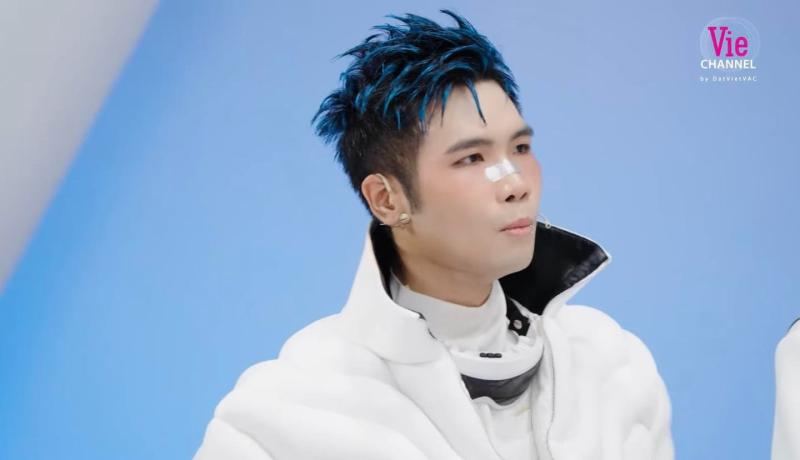 Xin đừng điểm phấn tô son lòe loẹt cho dàn Anh trai say hi- Ảnh 9.
