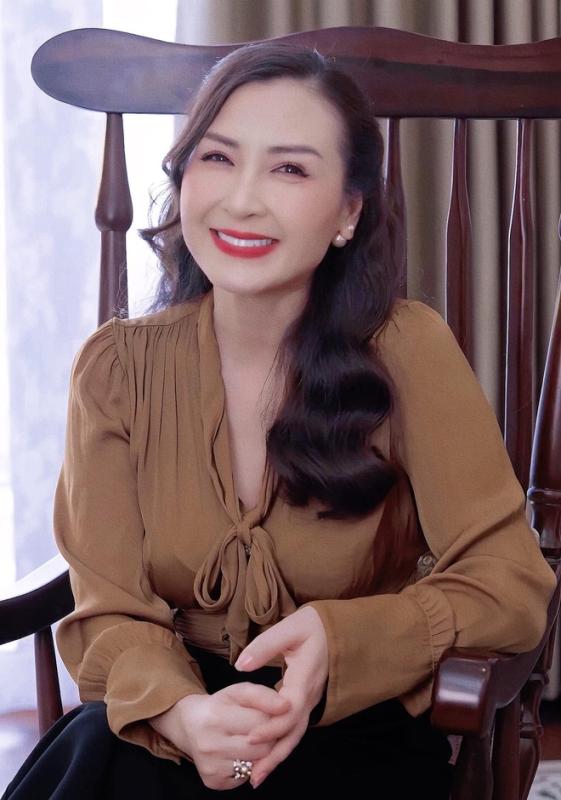 Ăn ít 1 món hàng ngày của người Việt giúp diễn viên Khánh Huyền U60 giữ dáng, trẻ lâu- Ảnh 1.