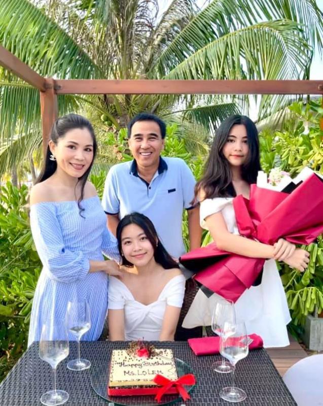 Quyền Linh lấy vợ doanh nhân giàu có nhưng không ngủ chung giường, cứ tối lại xuống đất nằm?- Ảnh 5.