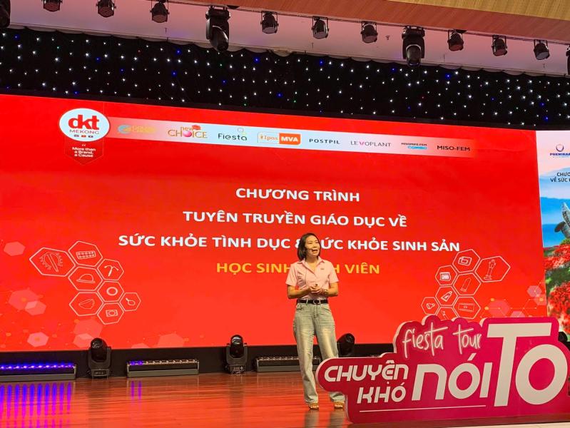 Sinh viên Phenikaa cởi mở 