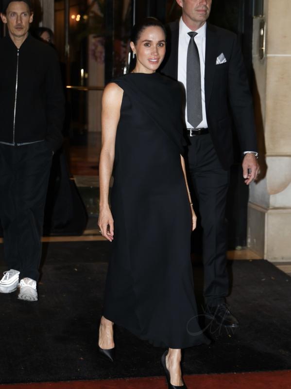 Màn tái xuất đầy thị phi của Meghan Markle- Ảnh 9.
