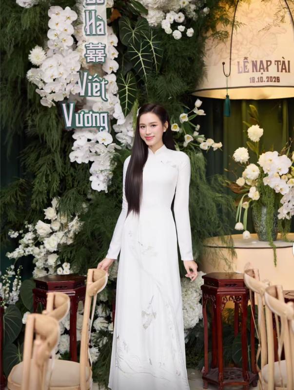 Thiếu gia tập đoàn Sơn Hải lộ thái độ thật với bố Đỗ Hà tại đám hỏi- Ảnh 3.