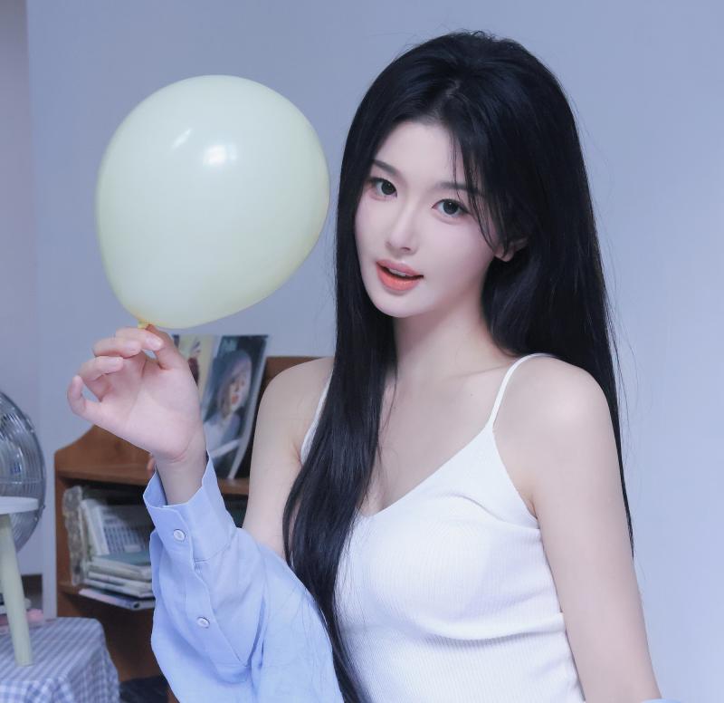Sự hết thời của "bạch tuyết đời thực": Gánh khoản nợ hàng tỷ đồng, đẹp điên đảo chúng sinh mà vẫn là sao hạng C- Ảnh 6.