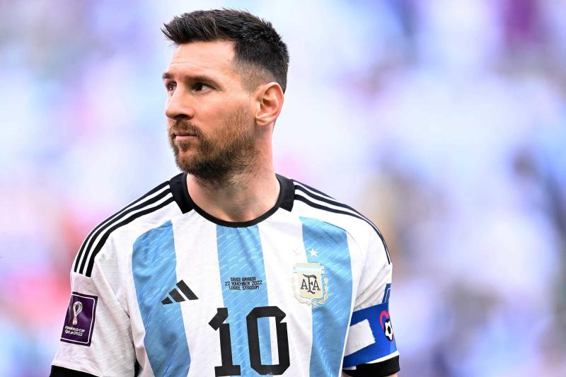 Top 3 cầu thủ giàu nhất thế giới: Ronaldo và Messi vẫn phải 
