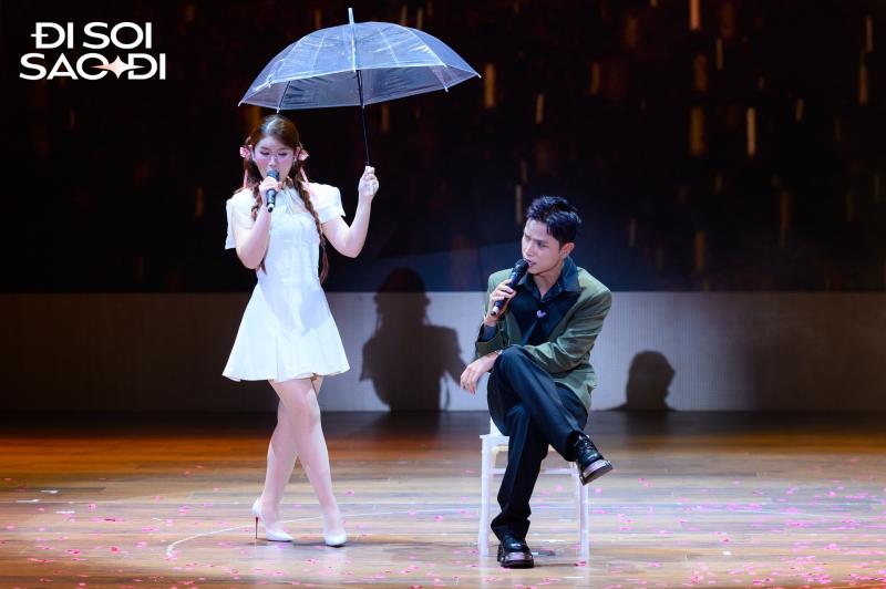 Ngọc Thanh Tâm công khai thân mật với 