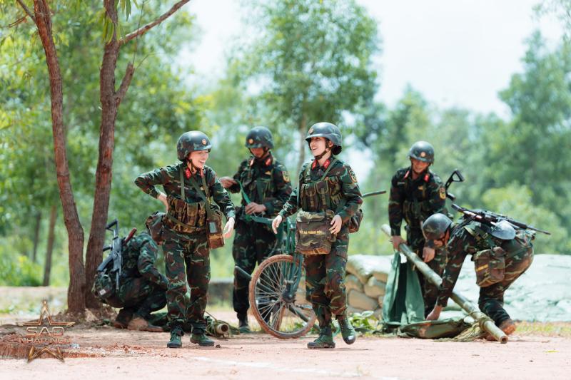 Tập 13 Sao Nhập Ngũ: 1 nhân vật rời chương trình, Hương Giang kinh ngạc khi thấy món đồ này- Ảnh 4.
