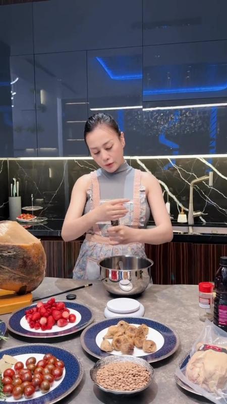 Phương Oanh không chịu an phận sau khi lấy Shark Bình- Ảnh 6.