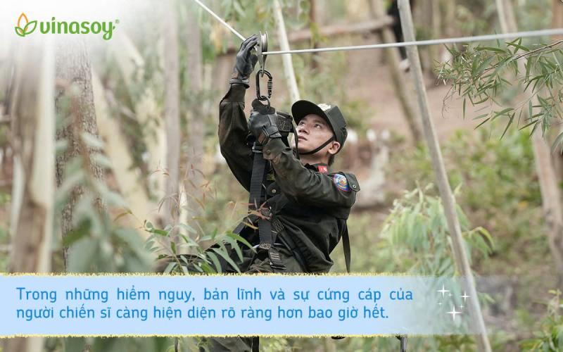 Những khoảnh khắc từ “Chiến sĩ Quả cảm” khiến người trẻ muốn cứng cáp trăm phần mỗi ngày- Ảnh 1.