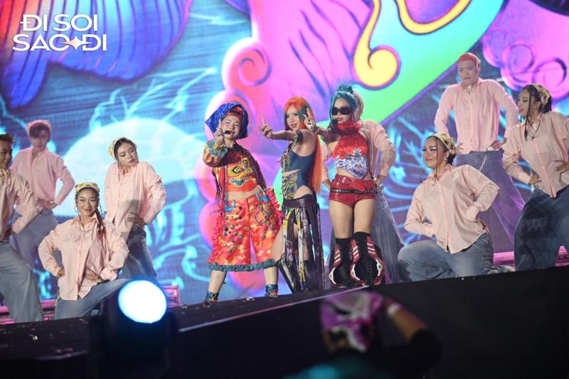 Concert Em Xinh Say Hi tại Mỹ Đình: Thấp thỏm suốt nhiều ngày vì mưa ngập, nhưng cuối cùng "trộm vía" quá!- Ảnh 13.