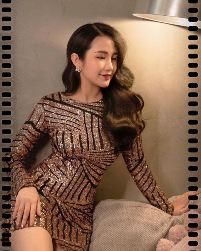 Vợ thiếu gia Phan Thành 2 con vẫn eo thon nhuận sắc: Ngày nào cũng dành 2 phút làm 1 việc không tốn 1 xu, bảo sao bụng phẳng, chưa bao giờ lo sồ sề, mất dáng- Ảnh 4.