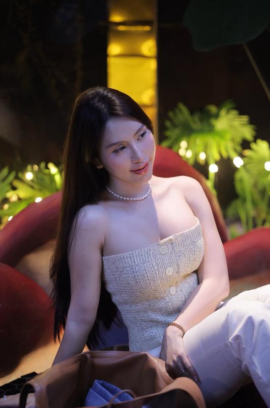 Hành trình 1 năm bỏ đường và nuôi dưỡng estrogen của nữ PT 33 tuổi: 