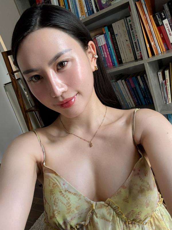 Hành trình 1 năm bỏ đường và nuôi dưỡng estrogen của nữ PT 33 tuổi: 