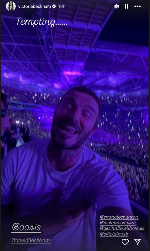 David Beckham ôm con gái Harper thắm thiết khi đi xem concert, nhan sắc đời thường của tiểu thư tài phiệt gây sốt- Ảnh 6.