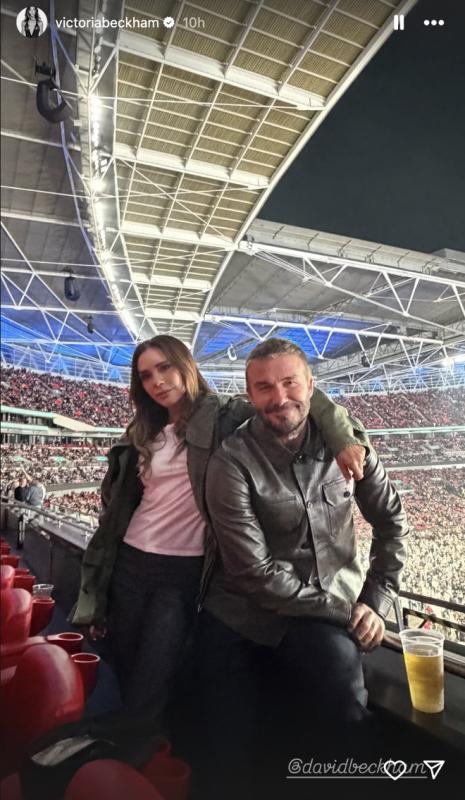 David Beckham ôm con gái Harper thắm thiết khi đi xem concert, nhan sắc đời thường của tiểu thư tài phiệt gây sốt- Ảnh 5.