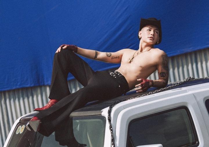 Rapper quyến rũ nhất Anh Trai Say Hi sau 1 năm bước ra từ chương trình- Ảnh 1.