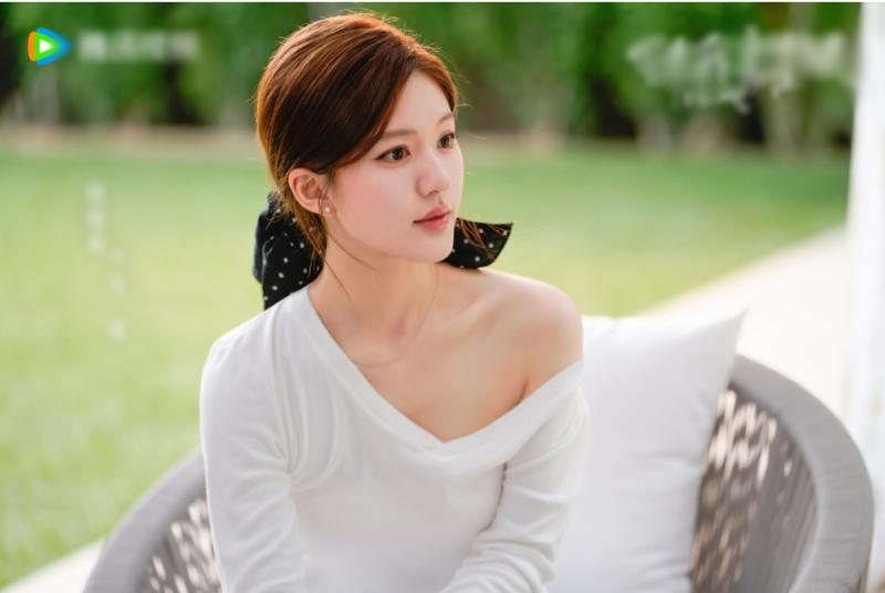 Hãy Để Tôi Tỏa Sáng: Triệu Lộ Tư chưa bao giờ đẹp sang đến thế, ngay cả anti fan cũng không dám chê- Ảnh 2.