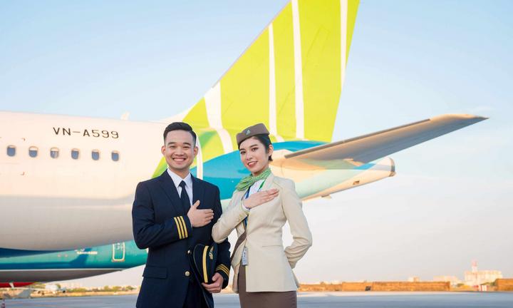 Bỏ nghề tiếp viên hàng không, mẹ một con thành thủ khoa đại học- Ảnh 2.